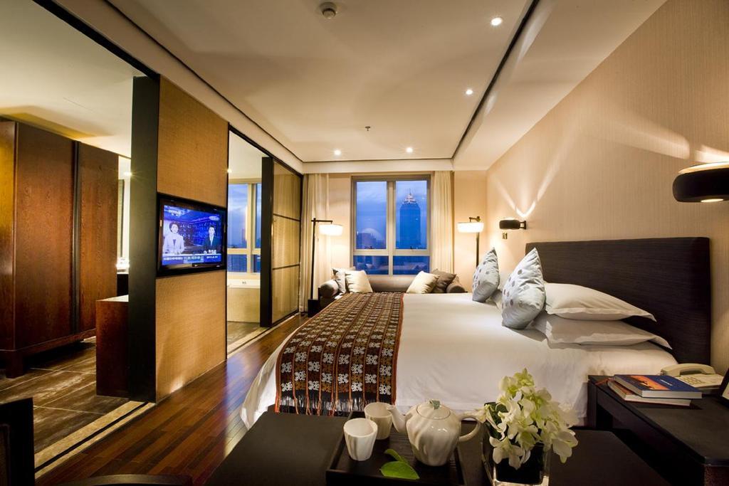 Ssaw Boutique Hotel Hefei Intime Centre Exterior photo